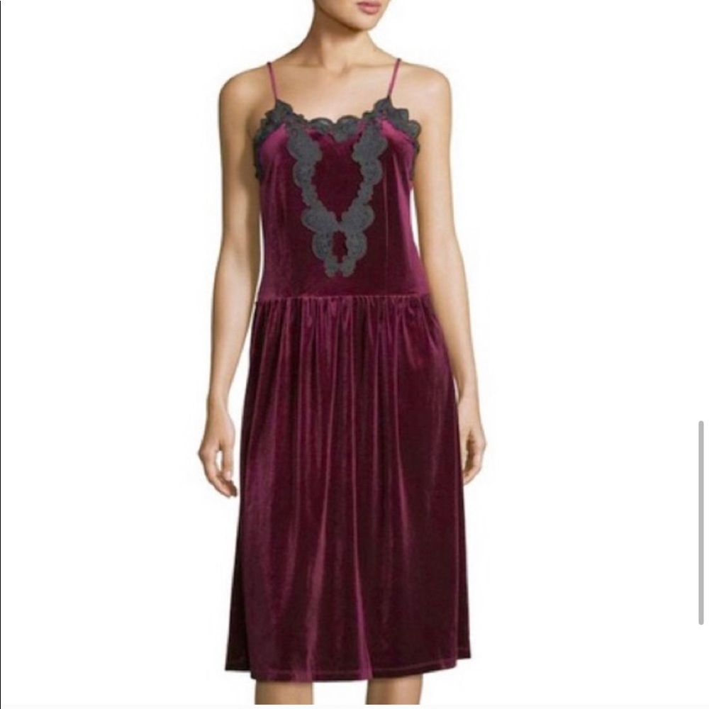Romeo & Juliet Couture Burgundy Velvet Slip Dress with Black Lace Trim